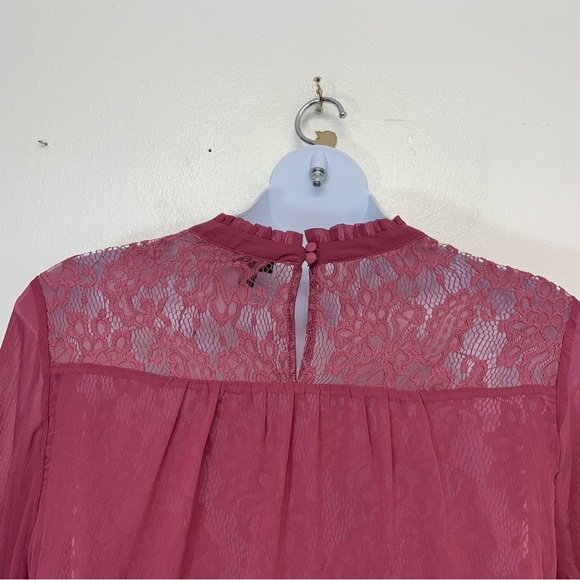 Torrid Blouse Top 2X Pink Tiered  Floral Embroidery Long Sheer Sleeve Fairy Boho - Picture 5 of 10